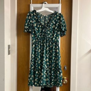 Low cut dress green with yellow flowers size Large